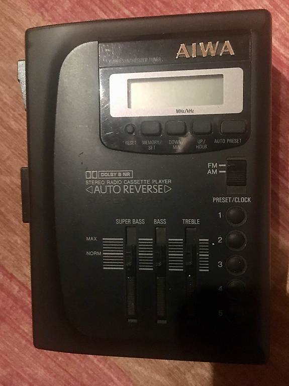 Walkman Aiwa JS479 – Lecteur Cassettes Audio Réversible – Haut De Gamme – Occasion