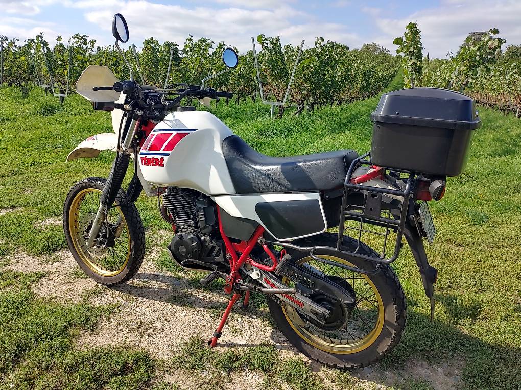 Repose-pieds Passager Yamaha XT 600 Z Ténéré - Occasion, Réf 51Y2741L0000 & 2KF2742L0000