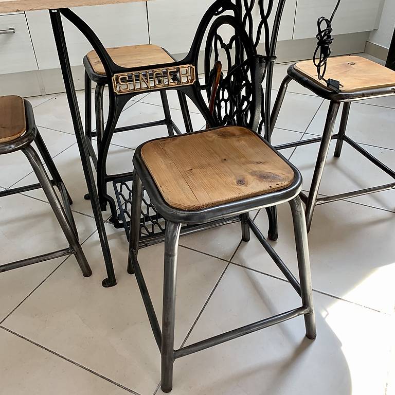 Table Singer Style Industriel Rénovée - Noir, Métal Et Bois, 77 Cm