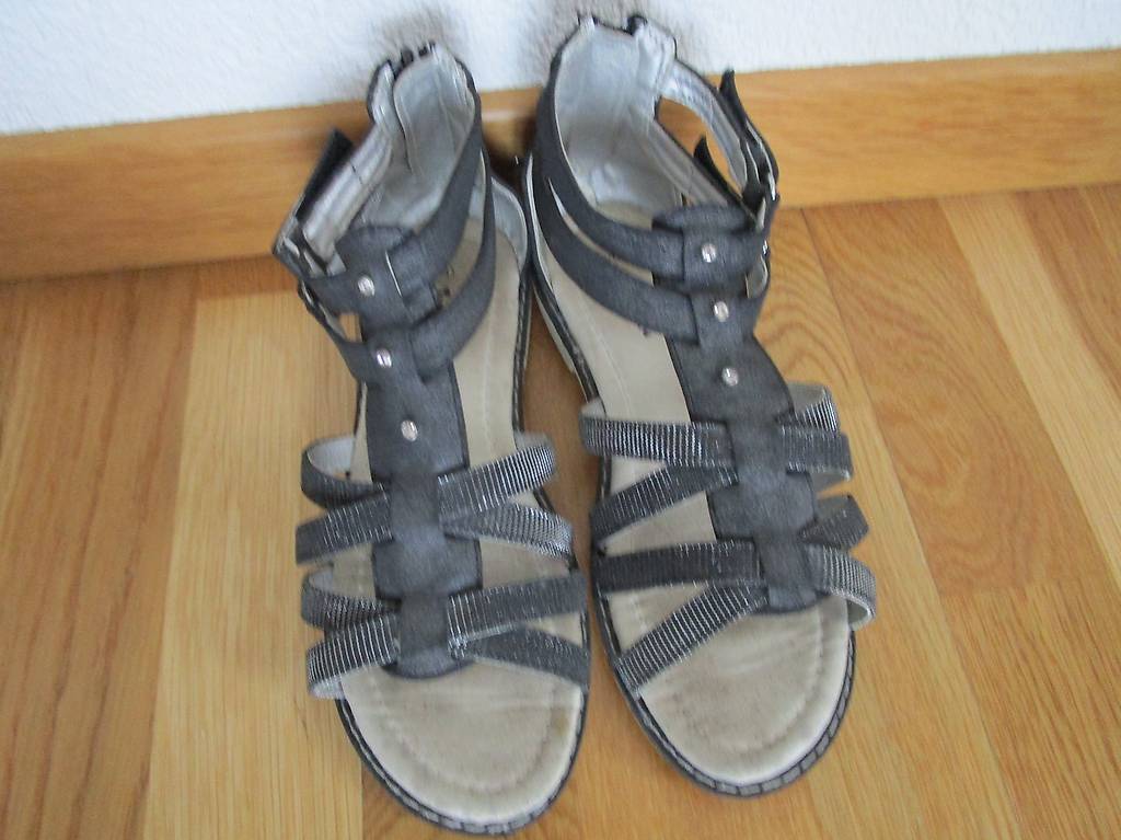 Guess cheapest Schnürrsandalen