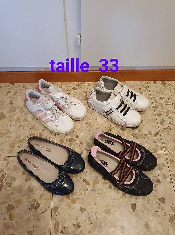 Chaussure d Athletisme fille Taille 33 Canton Vaud anibis.ch