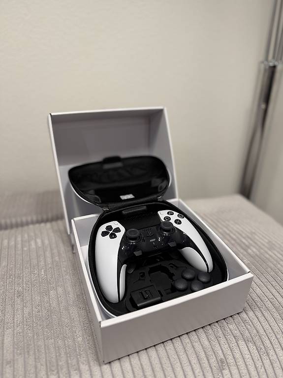 Manette PS5 DualSense Edge - Édition Limitée 30e Anniversaire - Gris - Neuf Sous Blister