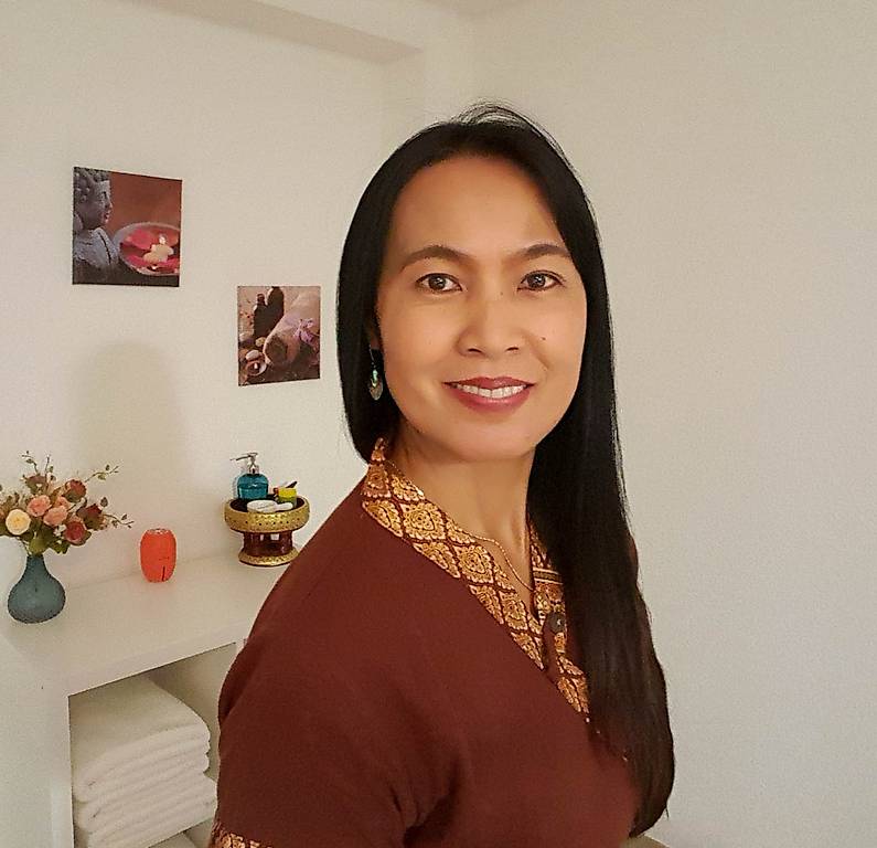 Thai Aromaöl Massage Bei Sunflower Thai Massage Im Kanton Zürich