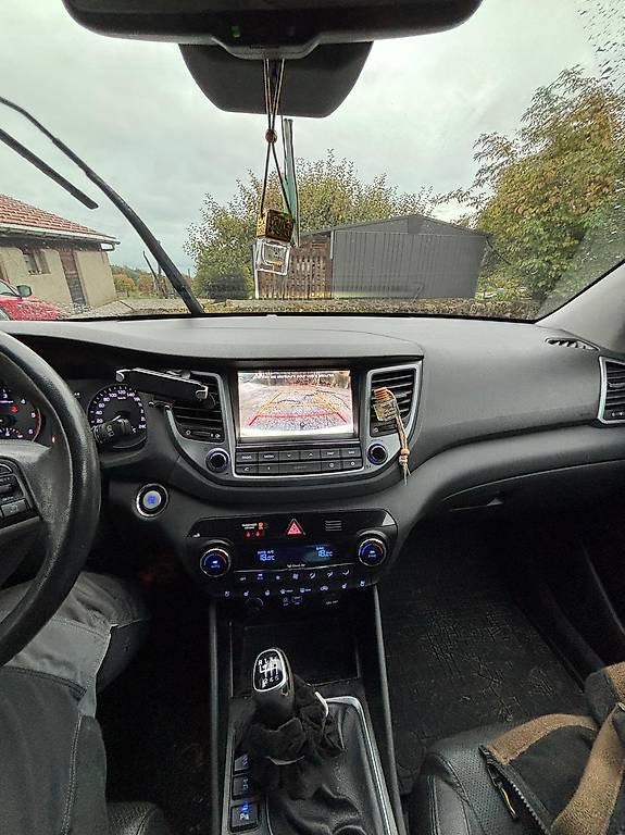Im Export A vendre Hyundai Tucson 2.0 CRDi 136 4WD 2016 - Pour EXPORT im Kanton ...