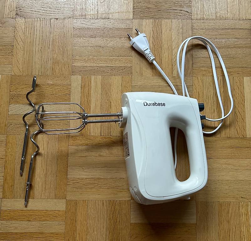 Batteur électrique Durabase avec accessoires Canton Genève - anibis.ch