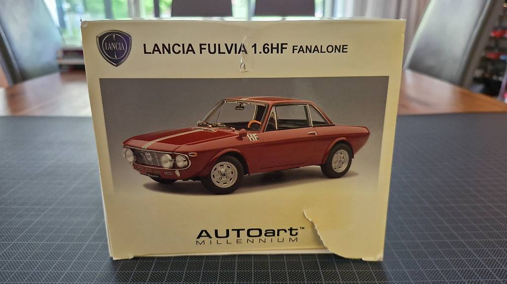 1:18 Lancia Fulvia 1.6 HF Fanalone, Amaranto Montebello AUTO Canton ...