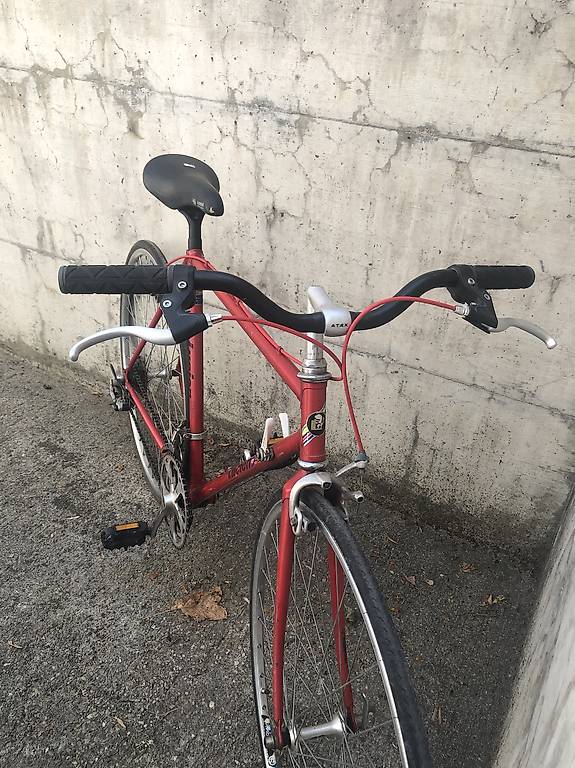 Ancien Vélo Avec 10 Plaques Fiscales 1923/1941 – Vieux Vélo Français De Collection