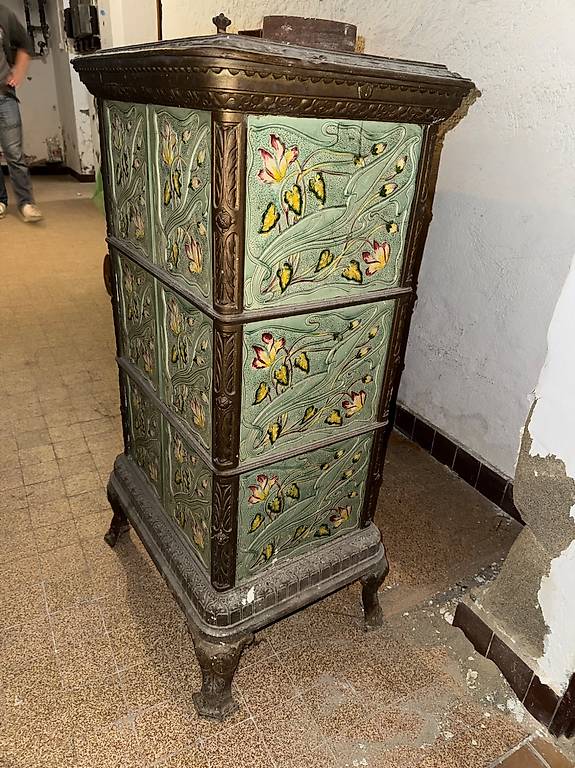 Poêle Godin Belle Epoque 3736 - Noir Et Vert Majolique, Fonte, 4,64 Kw
