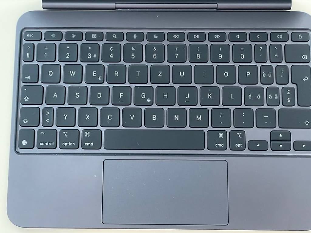 Magic Keyboard iPad Pro 11